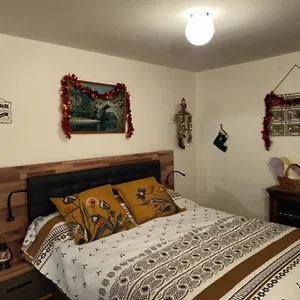 https://le-rochecolombe.hotels-rhonealpes.com